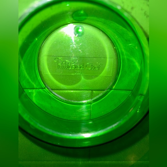 The Pampered Chef Green Acrylic Chip and Dip Serving Tray 2793 & Serving Spoons - Picture 2 of 4